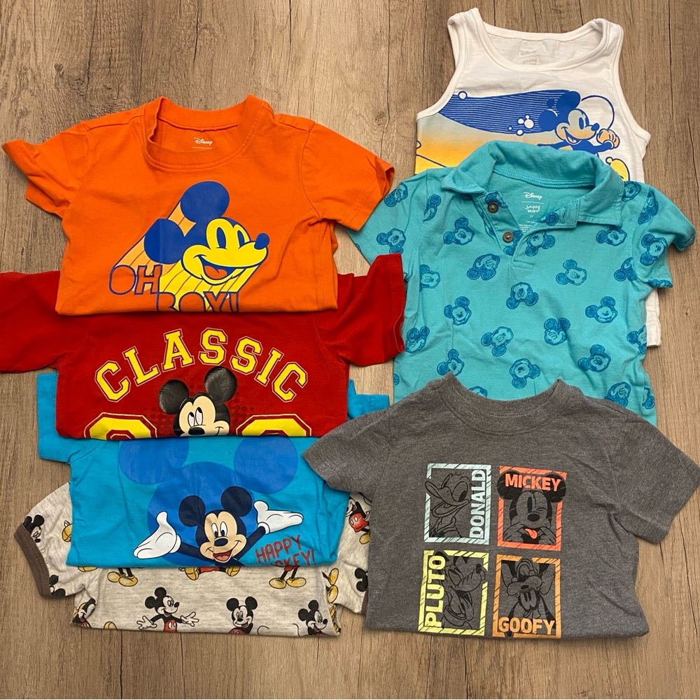 7/$30 Disney Mickey Mouse T-Shirt Lot 2T